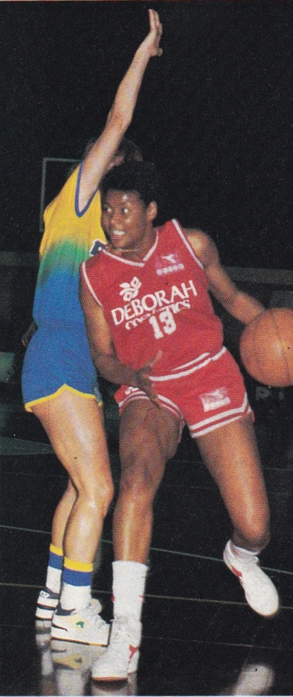 Valerie Walker in azione contro Vicenza